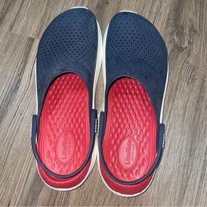 unisex Crocs LiteRide 360 Clogs in navy blue and red, Size 9 Men And Size 11 Wom